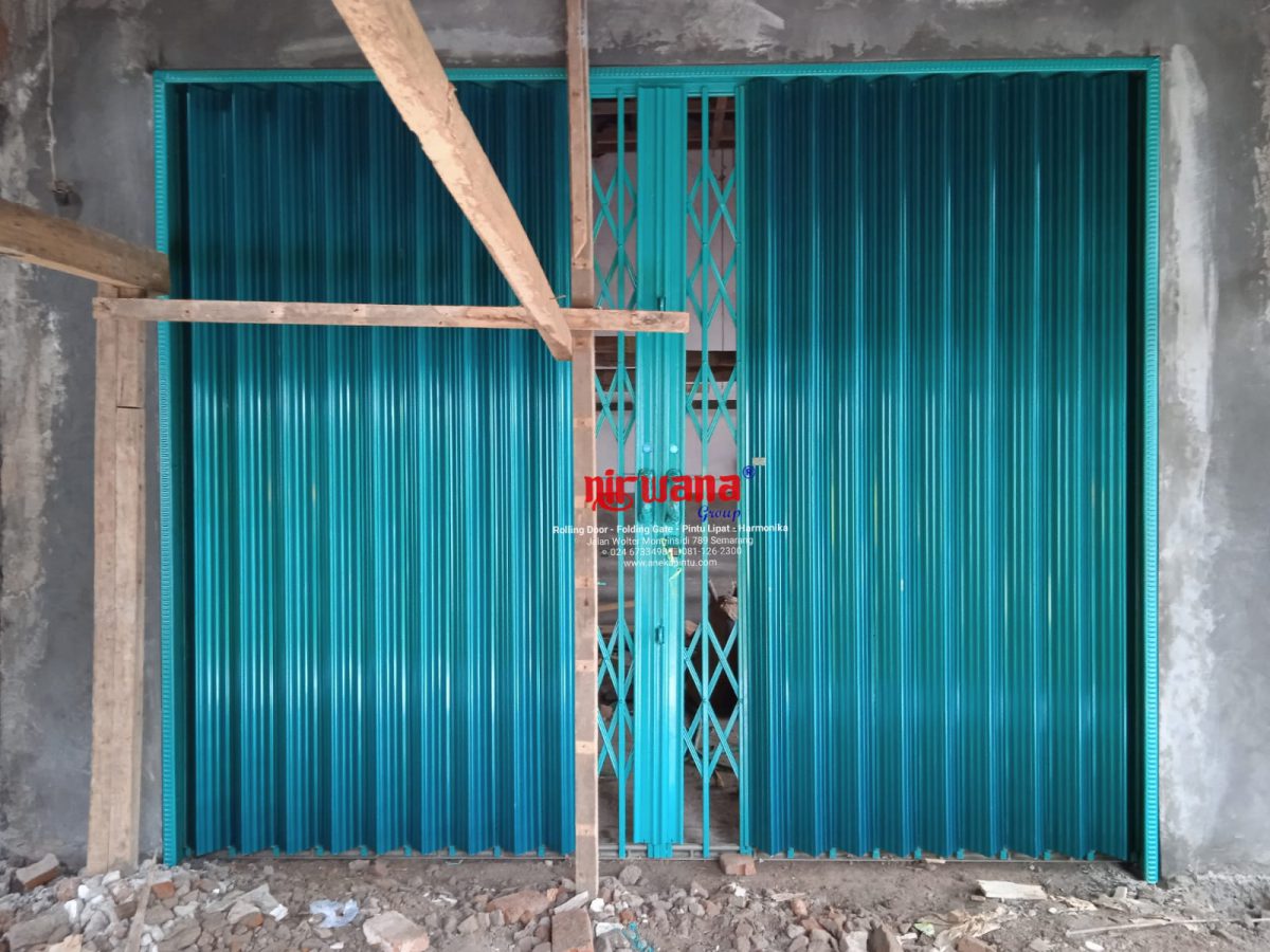 Pemasangan Folding Gate Premium Mm Di Sekaran Gunung Pati Semarang