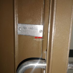Proyek pemasangan Pintu Harmonika Rasional D di Kedungmundu Semarang