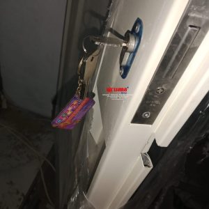 Nirwana Group Semarang telah menyelesaikan Pemasangan Pintu Sliding Premium  ketebalan 2mm di Karangjati Semarang Jawa Tengah