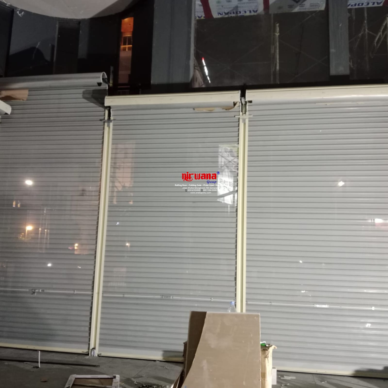 Pemasangan Rolling Door One Sheet Full Perforated di Jl Pandanaran Semarang Jawa Tengah
