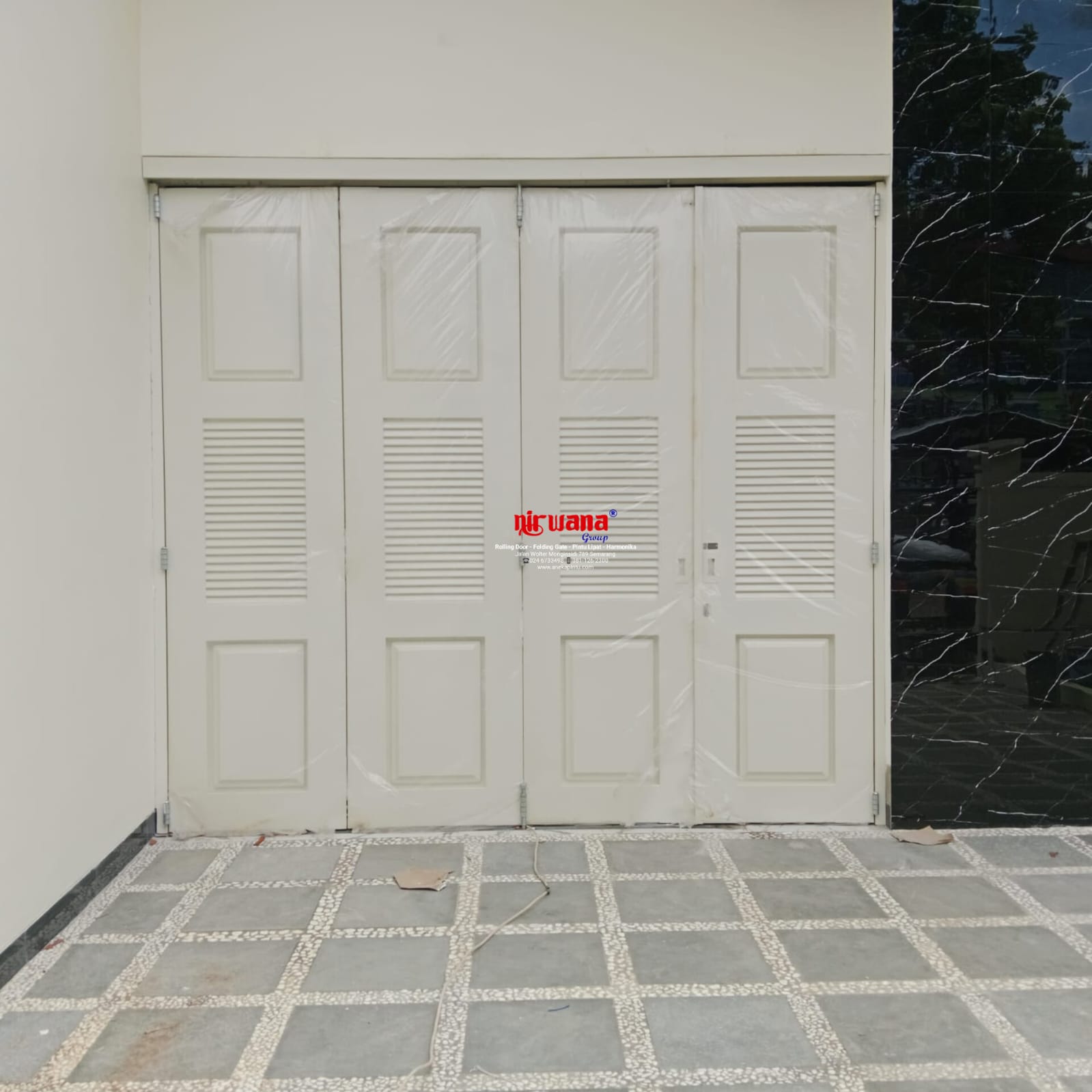 Pemasangan Pintu Lipat Premium ketebalan 2mm di Lamper, kota Semarang Jawa Tengah