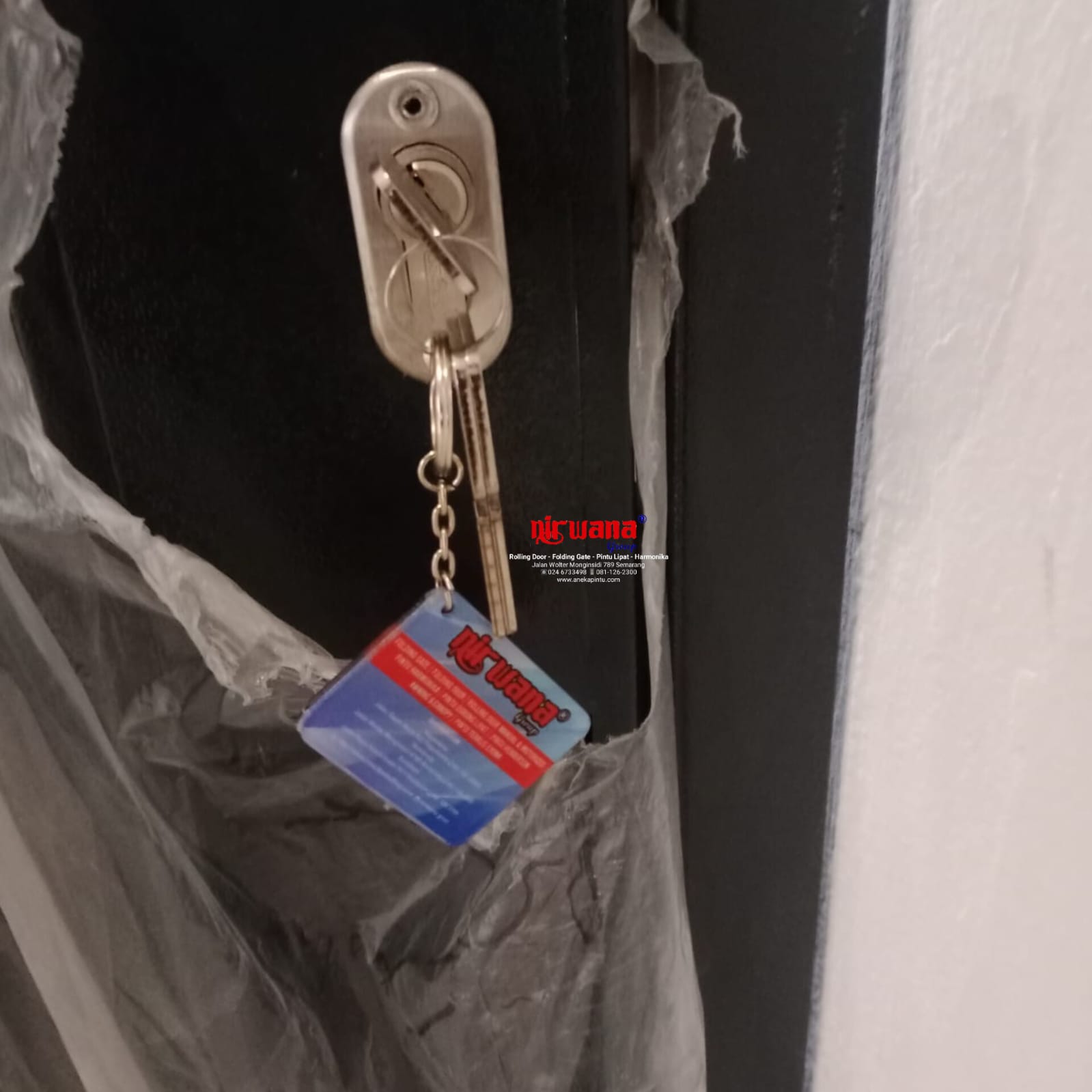 Nirwana Group Semarang telah menyelesaikan Pemasangan Pintu Sliding Premium ketebalan 2mm di Banyumanik kota Semarang Jawa Tengah