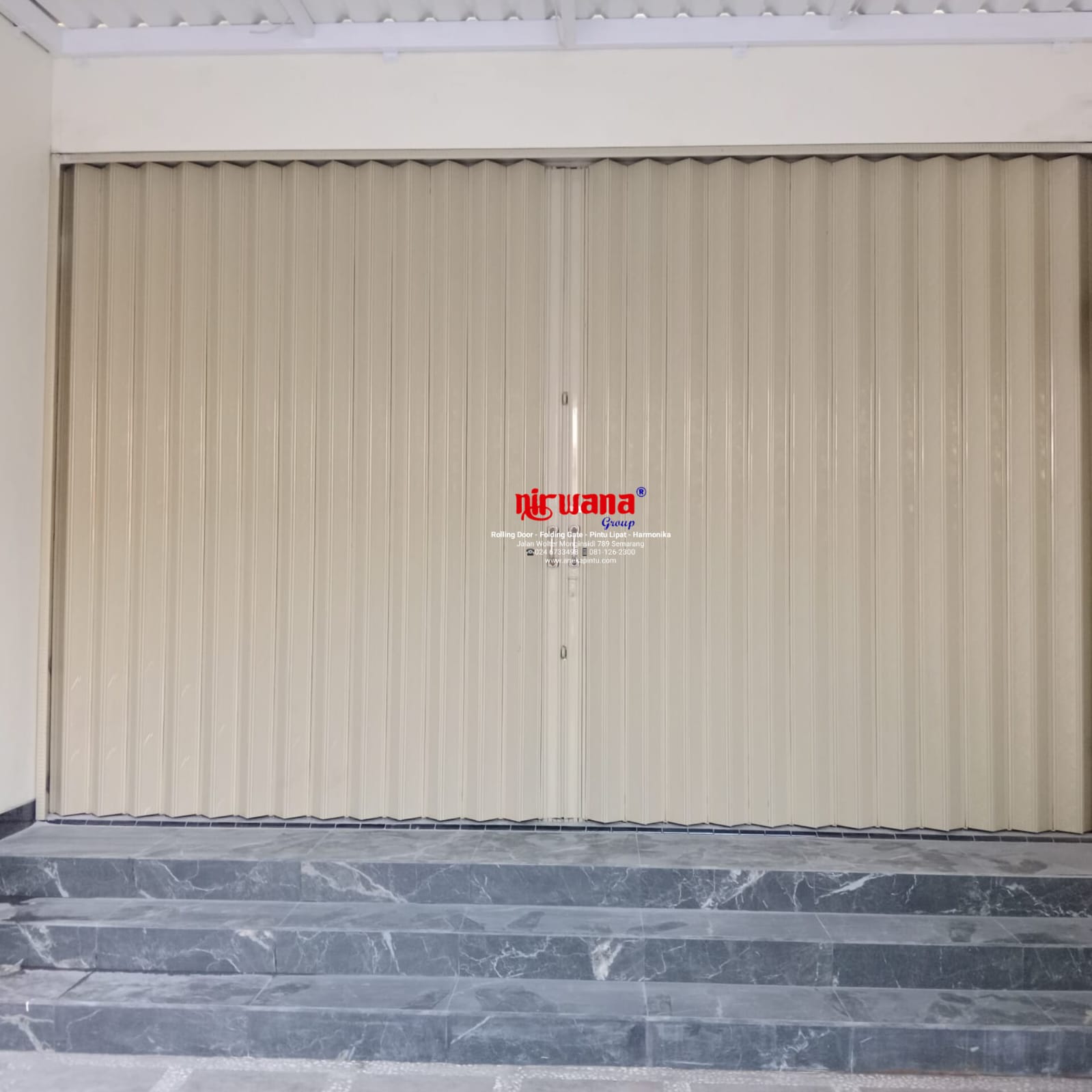Nirwana Group telah menyelesaikan Pemasangan Folding Gate Premium Ketebalan 0,8mm di Tandang, kota Semarang