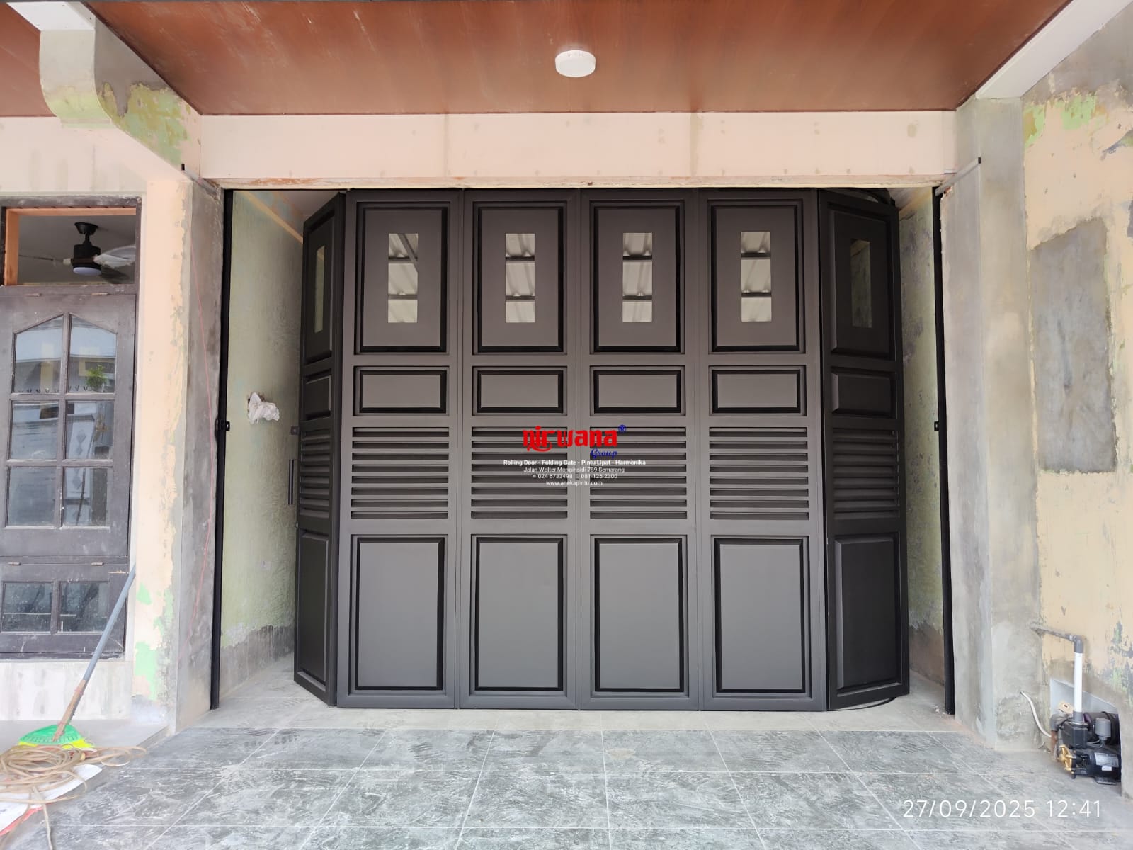 Proyek Pemasangan Pintu Sliding Standart Ketebalan 1,6mm di Lamper kota Semarang Jawa Tengah.