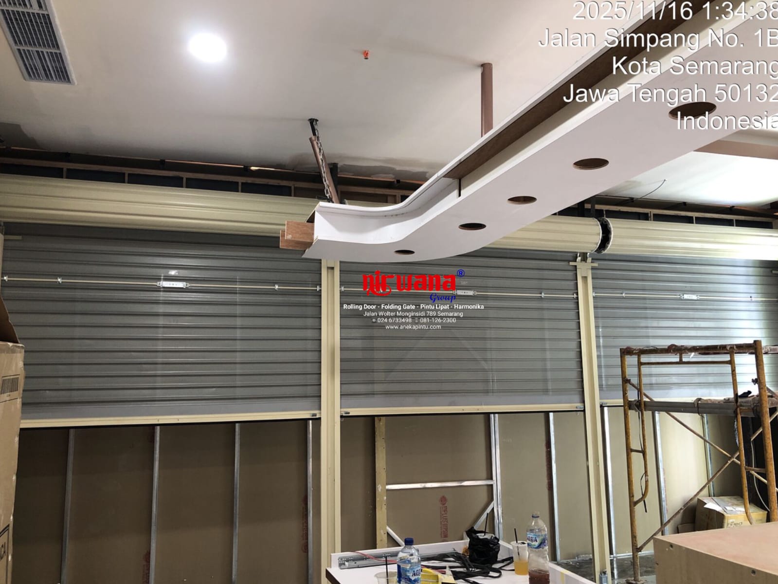 Nirwana Group telah menyelesaikan Pemasangan Pintu Rolling Door One Sheet Full Perforated di Kawasan Tenant Bunga Tanjung DP Mall kota Semarang  Jawa Tengah