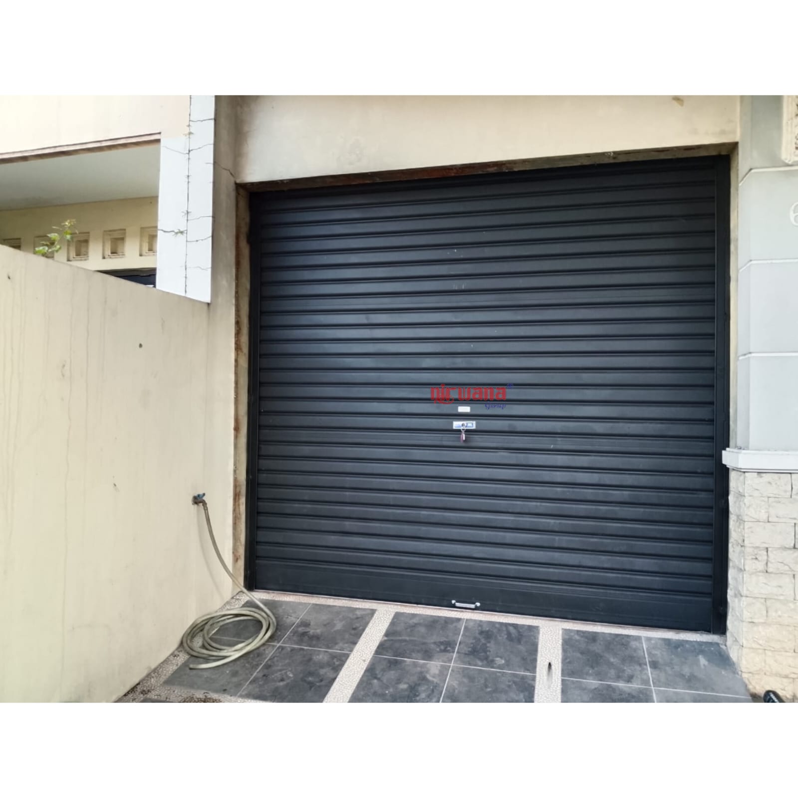 Nirwana Group telah menyelesaikan Pemasangan Pintu Rolling Door One Sheet Polos di Jl. Cendrawasih kota Semarang  Jawa Tengah
