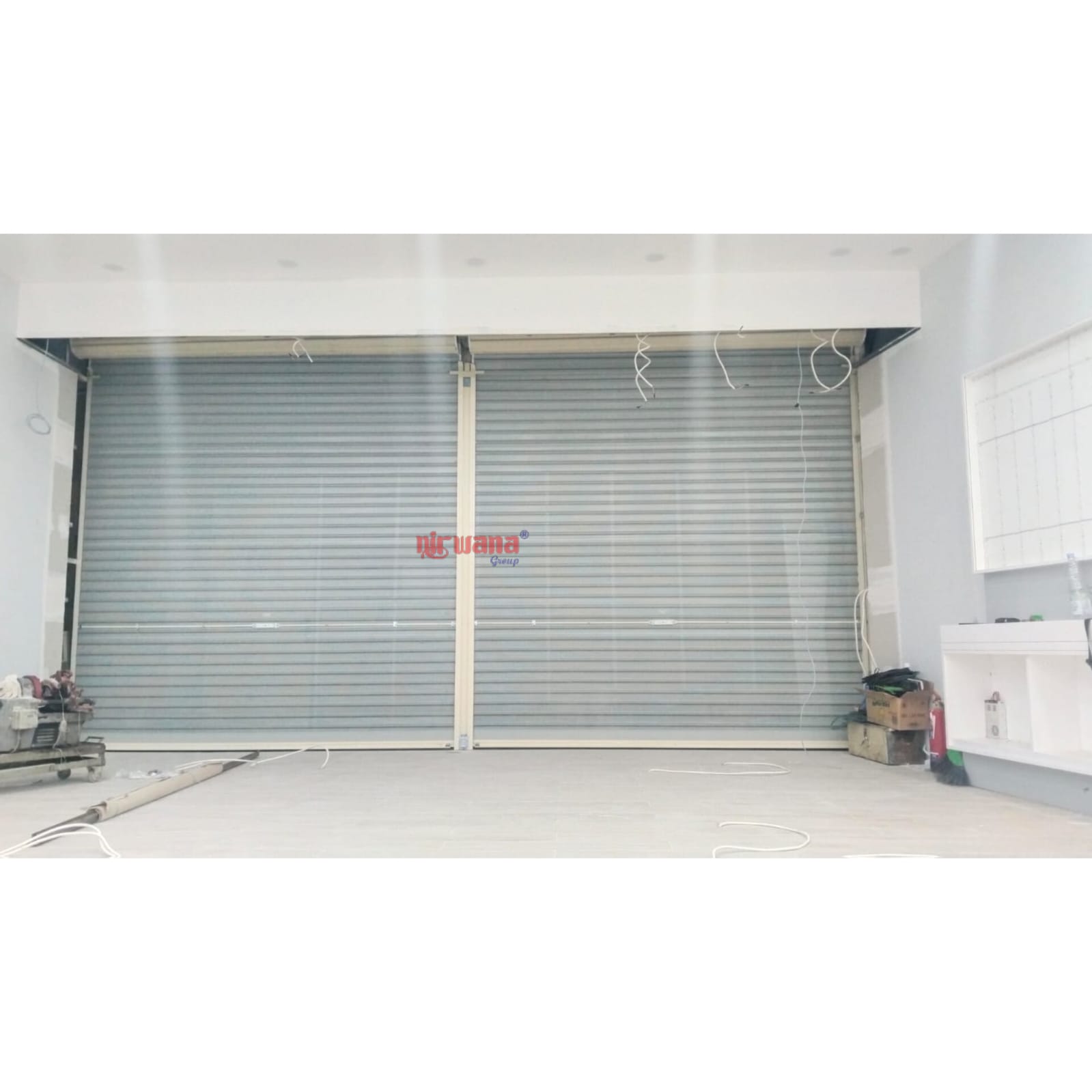 Rolling Door One Sheet Full Perforated di Tenant Fonel 23, Mall Semarang