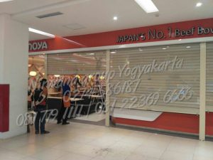 Pemasangan Rolling Door Full Perforated Yoshinoya Transmart Maguwo, Yogyakarta 2