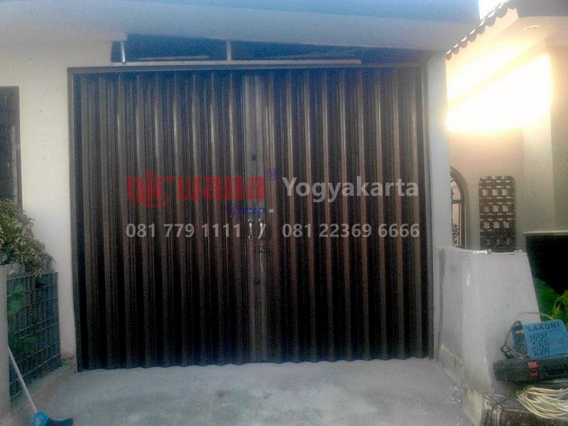 Pemasangan Pintu Folding Gate Jakartaan 0,5 di Jakal Km.14, Sleman, Yogyakarta