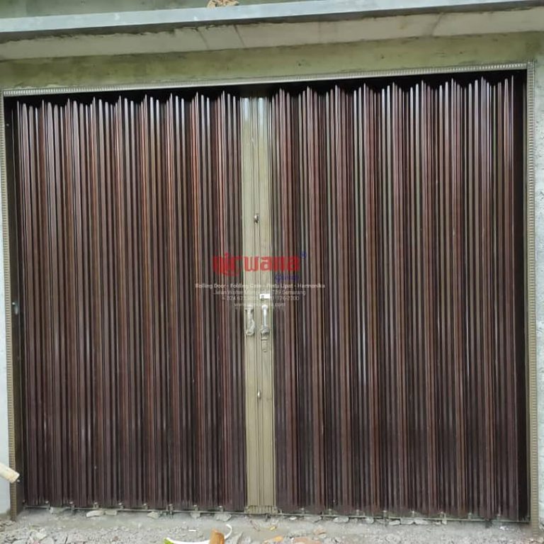 Pemasangan-Folding-Gate-Premium-di-Beringin-Ngaliyan-Semarang-Jawa-Tengah
