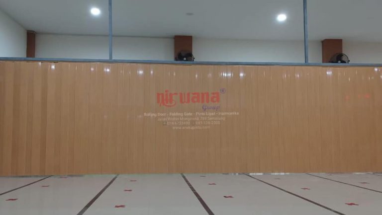 Pemasangan Folding Door Nirwana Untuk Masjid Nurul Barqi Semarang, Jawa Tengah.
