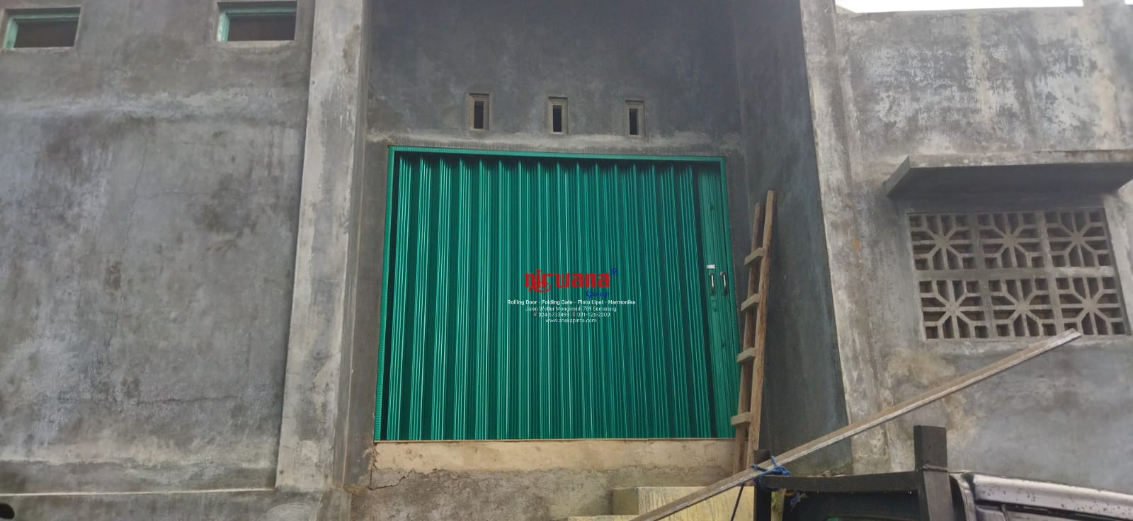 Pemasangan Folding Gate Premium 0,7mm di Bukti Mutiara Jaya Meteseh Tembalang Semarang