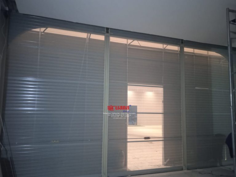 Pemasangan Rolling Door One Sheet Full Perforated di DeBiuryn The Park Mall Semarang