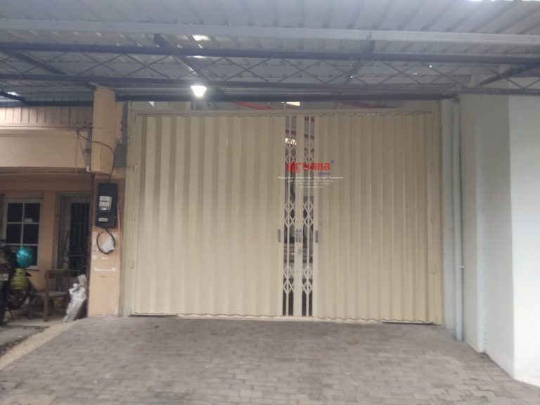 Pemasangan Pintu Harmonika Premium Piano 1,8 mm dengan jarak 8cm di Kranggan Semarang