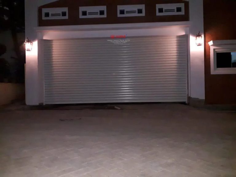 Pemasangan Rolling Door Elektrik Ketebalan 1,4mm di Ungaran Semarang