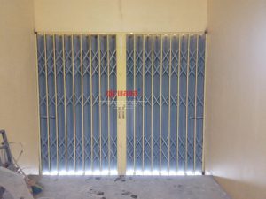 Pemasangan Folding Gate Standart 0,8mm di Pondok Raden Patah Sayung Demak