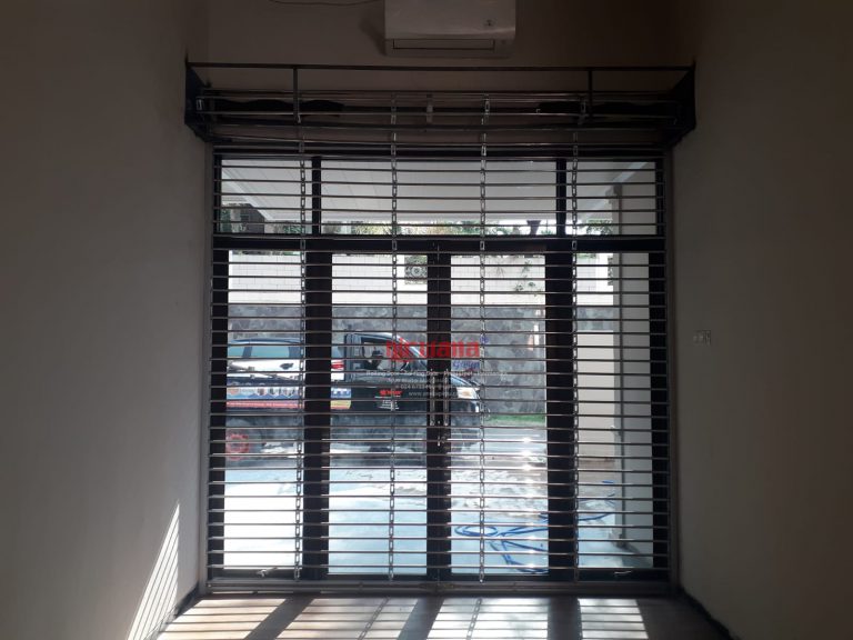 Pemasangan Rolling Grille Stainless di Tembalang Semarang