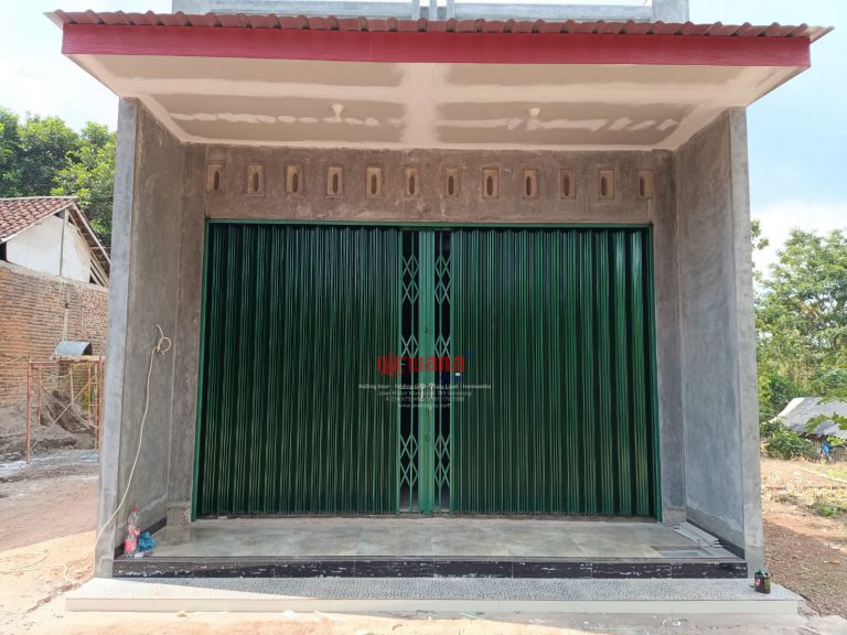 Pemasangan Folding Gate Premium 0,7mm di Boja Semarang
