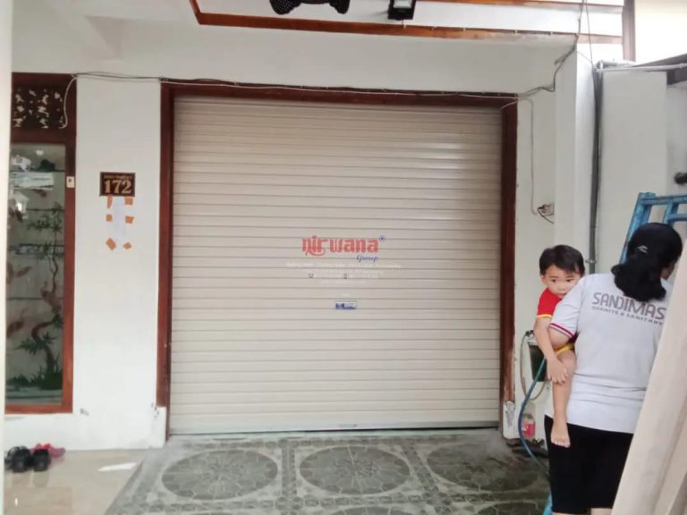 Pemasangan Rolling Door One Sheet Bluescope Polos di Bangetayu Semarang