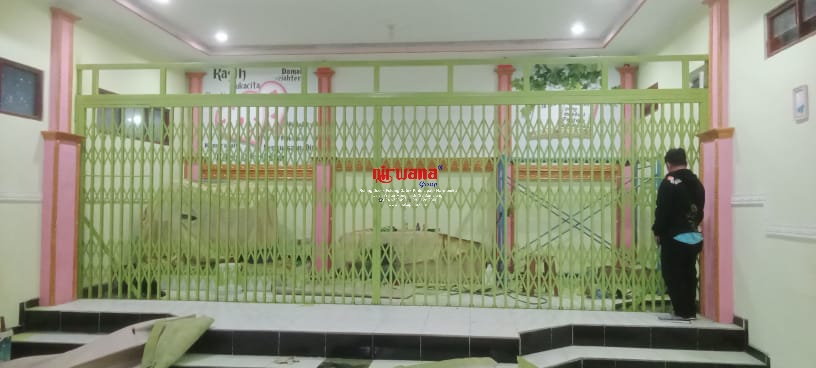 Pemasangan Pintu Harmonika Rasional A Tanpa Plat Daun di Yayasan Villa Pemulihan Pelita Bandungan