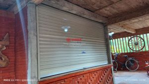 Pemasangan Rolling Door One Sheet Full Perforated di Bandungan Kabupaten Semarang