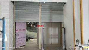 Pemasangan Rolling Door One Sheet Full Perforated di Tenant Gaudi Paragon Mall Semarang