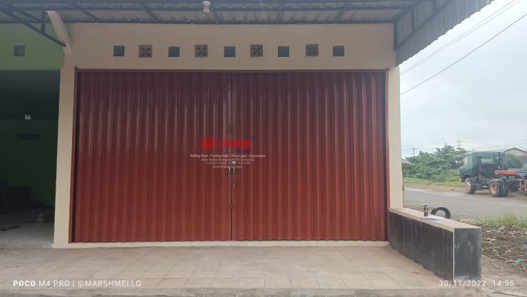 Pemasangan Folding Gate Standart 0,8mm di Pelabuhan Tanjung Mas Semarang