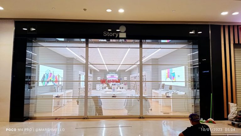 Pemasangan Rolling Door One Sheet Full Perforated di Tenant I Story Paragon Mall Semarang