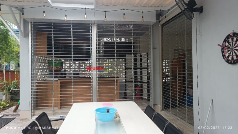 Pemasangan Rolling Grille Stainless di PT Trans Marga Jateng Semarang