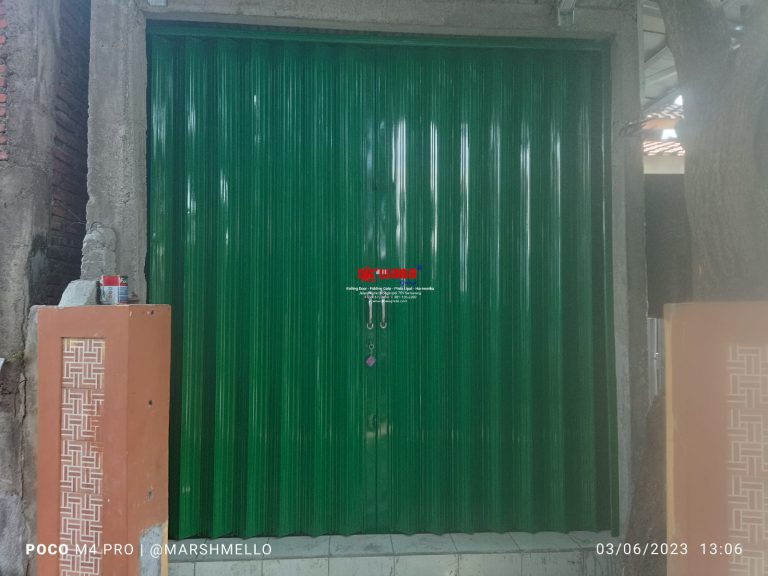 Pemasangan Folding Gate Standart 0,5mm di Jl. Hasanudin Semarang