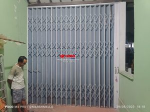 Pemasangan Folding Gate Standart 0,5mm di Sambiroto Semarang