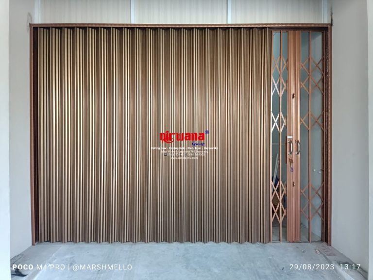 Pemasangan Folding Gate Premium 0,8mm di Sampangan Semarang