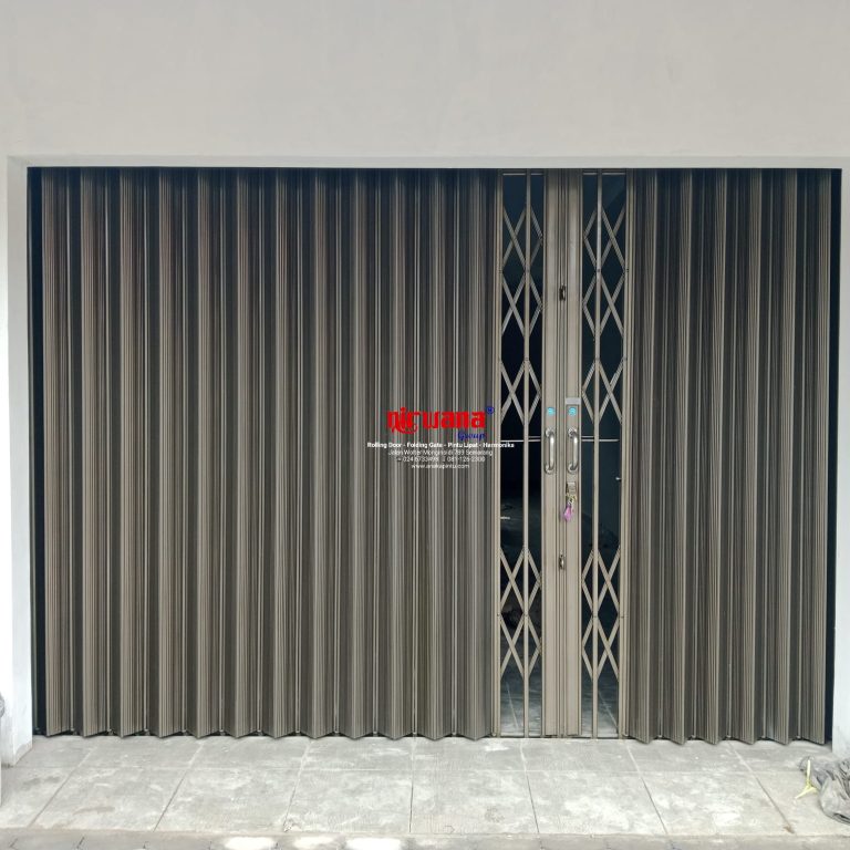 Pemasangan Pintu Folding Gate Premium 0,5mm di Jln Layur Utara, Kota Ungaran, Jawa Tengah