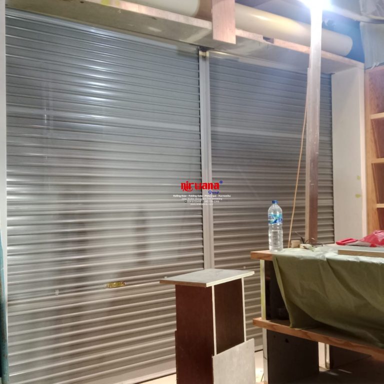 Proyek Pemasangan Pintu Rolling Door One Sheet Full Perforated di Tenant LSIX, Queen City Mall, Semarang, Jawa Tengah.