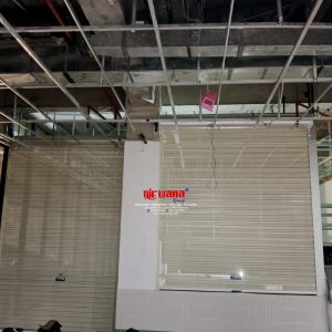 Nirwana Group telah menyelesaikan Pemasangan Pintu Rolling Door One Sheet Full Perforated di Outlet LOCARASA Batang, Jawa Tengah.