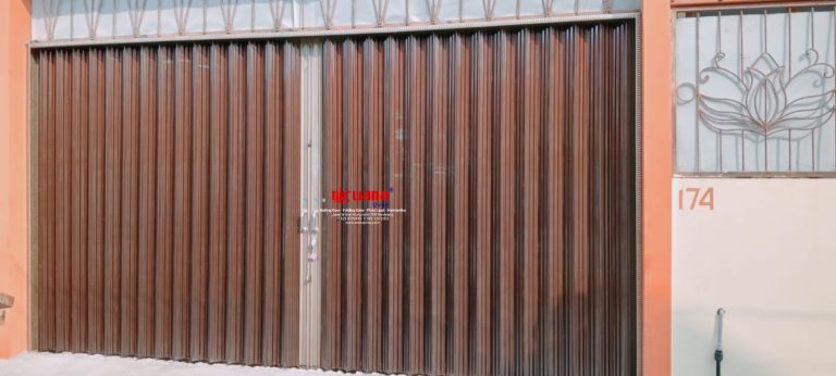 Pemasangan Pintu Folding Gate Standart Ketebalan 0,8mm Polos di Semarang, Jawa Tengah