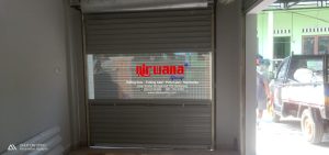 Nirwana Group telah menyelesaikan Pemasangan Pintu Rolling Door One Sheet 70cm Perforated di Ngaliyan Semarang, Jawa Tengah.