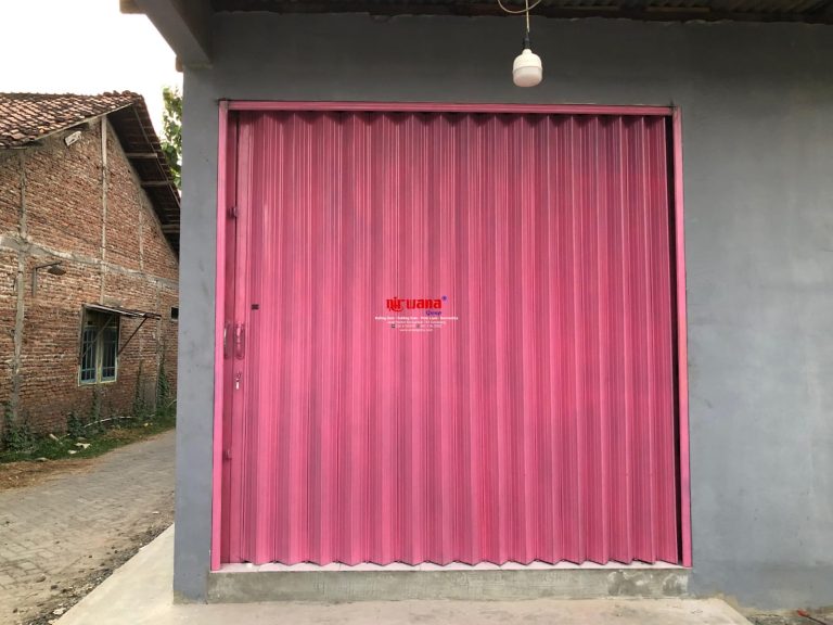 Proyek pemasangan Pintu Folding Gate Standart Ketebalan 0,5mm di Meteseh, Tembalang Semarang Jawa Tengah.