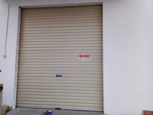 Nirwana Group telah menyelesaikan pemasangan Rolling Door One Sheet Polos di Brebes, Jawa Tengah.