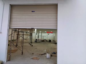 Nirwana Group telah menyelesaikan pemasangan Rolling Door One Sheet Polos di Brebes, Jawa Tengah.