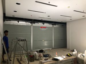 Nirwana Group telah menyelesaikan pemasangan Rolling Door One Sheet Full Perforated di Tenant iBox Plaza Pekalongan