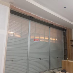 Nirwana Group telah menyelesaikan pemasangan Rolling Door One Sheet Full Perforated di DP Mall  Kota Semarang Jawa Tengah