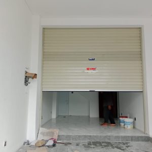 Nirwana Group telah menyelesaikan pemasangan Rolling Door One Sheet 30cm Perforated di Jl. Semarang Indah kota Semarang Jawa Tengah