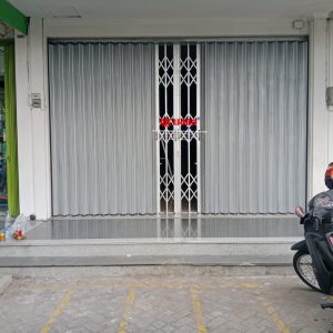 Nirwana Group Semarang telah Menyelesaikan Proyek Pemasangan Harmonika Rasional A Ketebalan 1,2mm di Jl. Setiabudi Banyumanik kota Semarang