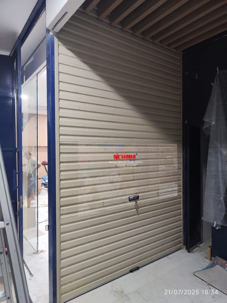 Nirwana Group telah menyelesaikan Pemasangan Pintu Rolling Door One Sheet 70cm Perforated di Bank Mandiri Karangawen Demak Jawa Tengah