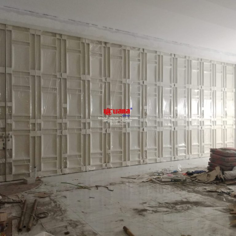 Nirwana Group Semarang telah menyelesaikan Pemasangan Pintu Sliding Premium ketebalan 2mm di Karangjati Semarang Jawa Tengah