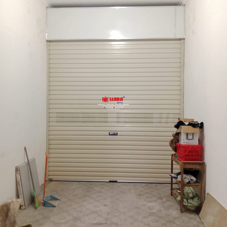 Nirwana Group telah menyelesaikan Pemasangan Pintu Rolling Door One Sheet 30cm Perforated di Pandean Lamper Semarang Jawa Tengah
