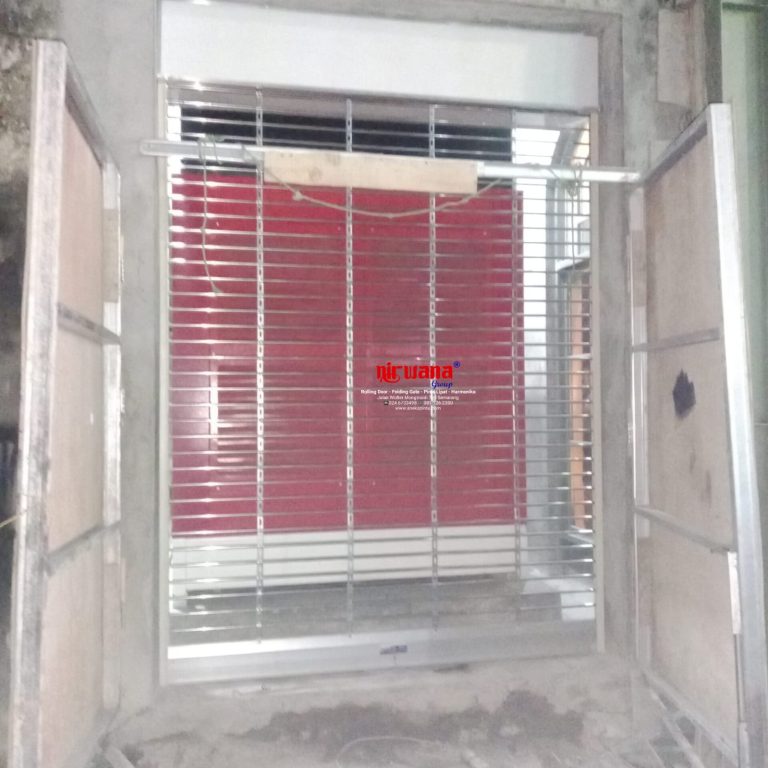 Proyek Pemasangan Pintu Rolling Grille Stainless di Jl. Cendrawasih kota Semarang Jawa Tengah