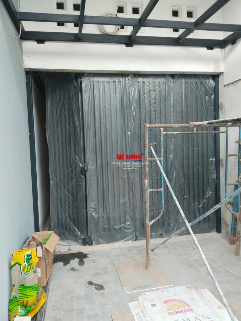 Nirwana Group Semarang telah menyelesaikan Pemasangan Pintu Sliding Premium ketebalan 2mm di Banyumanik kota Semarang Jawa Tengah ✨