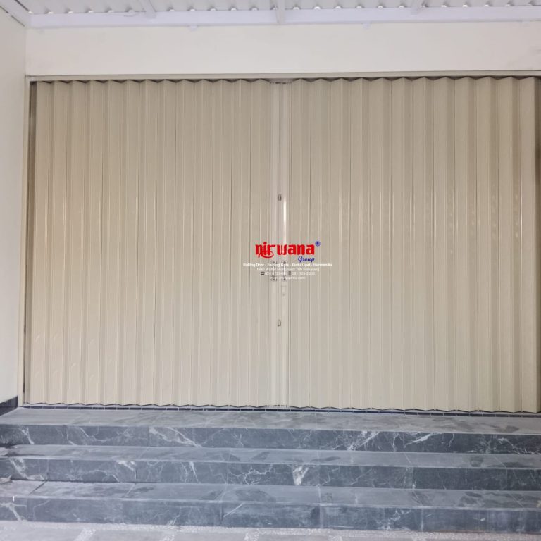 Nirwana Group telah menyelesaikan Pemasangan Folding Gate Premium Ketebalan 0,8mm di Tandang, kota Semarang